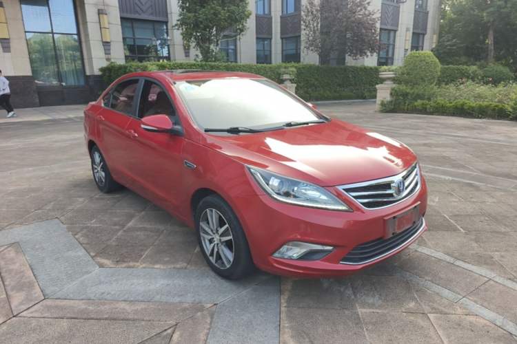 Used CHANGAN Eado 2016 1.6L Manual Fashion Edition Front Right 45 Deg