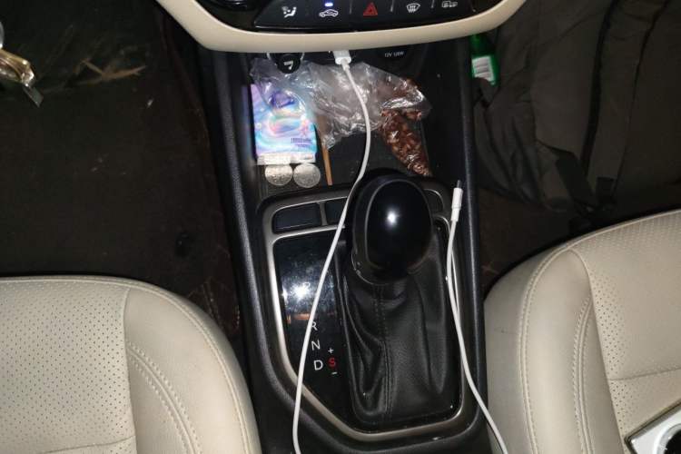 Used CHANGAN Eado 2016 1.6L Automatic Trend Model Gear Lever