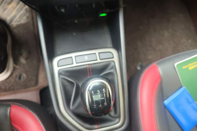 Used CHANGAN Eado 2016 1.6L Manual Junku Model Gear Lever