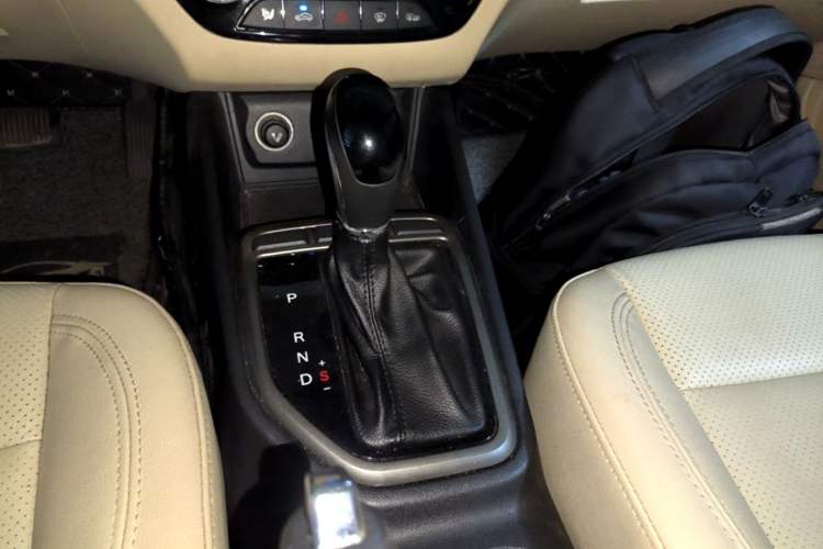 Used CHANGAN Eado 2016 1.6L Automatic Trend Model Gear Lever