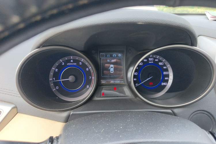 Used CHANGAN Eado 2016 1.6L Manual Fashion Edition Instrument Cluster