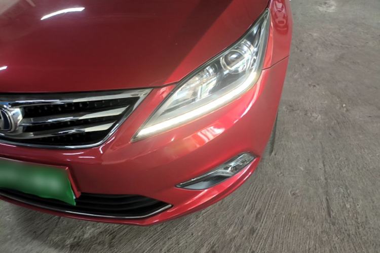 Used CHANGAN Eado 2016 1.6L Manual Fashion Edition Left Front Headlight