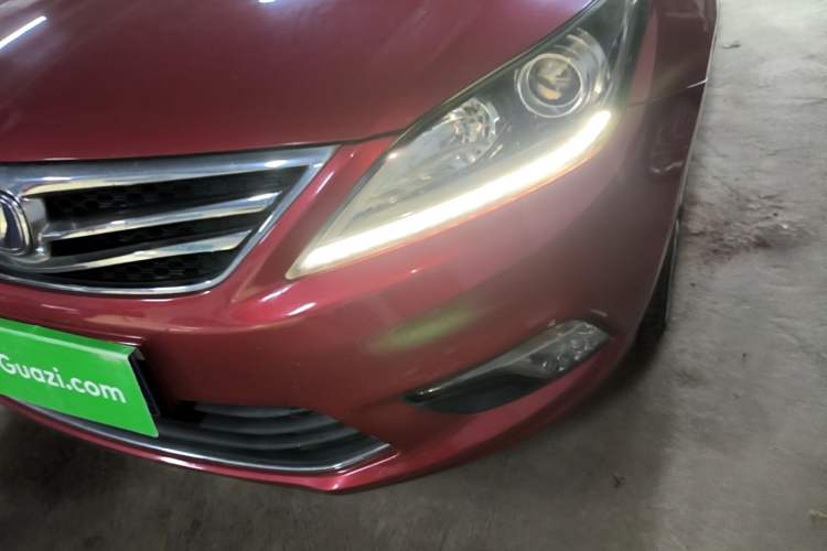 Used CHANGAN Eado 2016 1.6L Automatic Trend Model Left Front Headlight