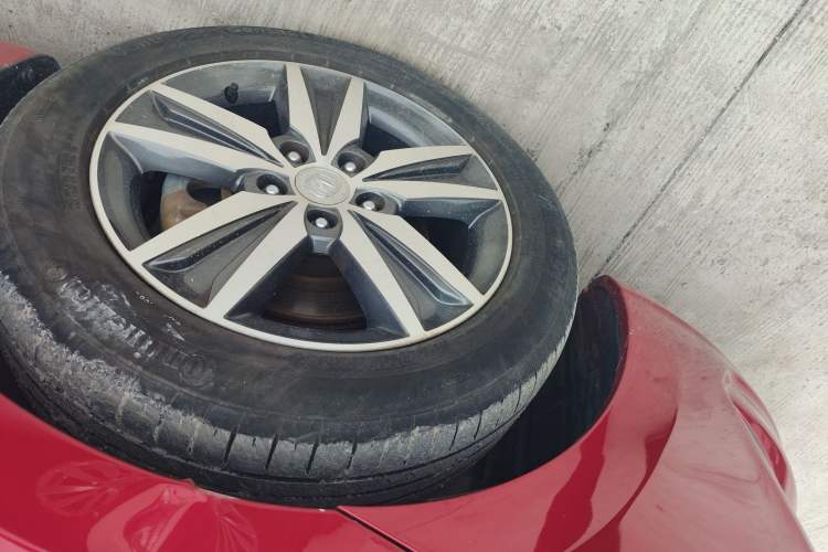 Used CHANGAN Eado 2016 1.6L Automatic Trend Model Left Front Wheel Hub