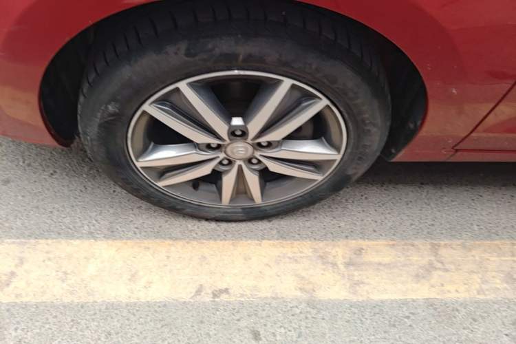 Used CHANGAN Eado 2016 1.6L Manual Fashion Edition Left Front Wheel Hub