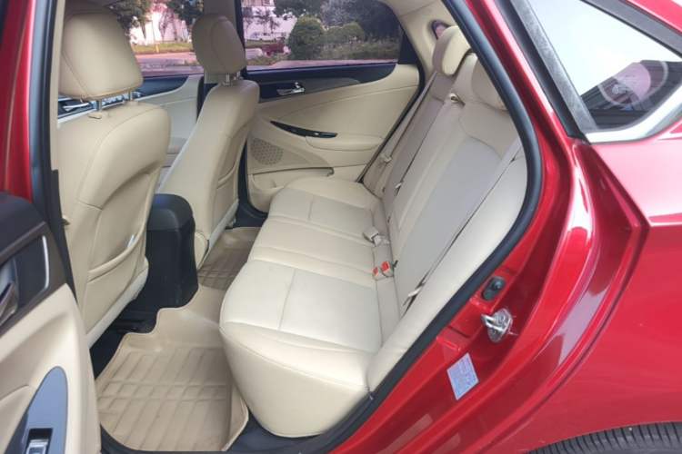 Used CHANGAN Eado 2016 1.6L Manual Fashion Edition Left Rear Seat