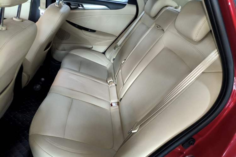 Used CHANGAN Eado 2016 1.6L Manual Fashion Edition Left Rear Seat