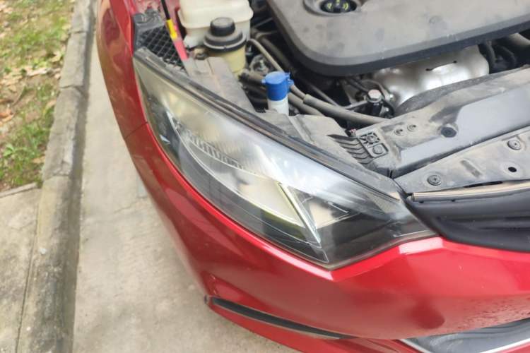 Used CHANGAN Eado 2016 1.6L Manual Junku Model Right Front Headlight