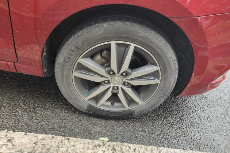 Used CHANGAN Eado 2016 1.6L Automatic Trend Model Right Front Wheel Hub