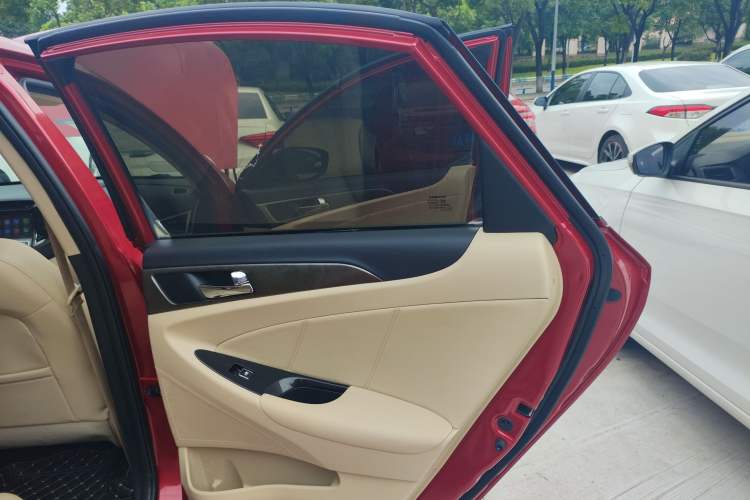 Used CHANGAN Eado 2016 1.6L Automatic Trend Model Right Rear Door Interior