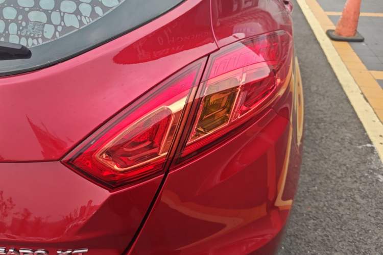 Used CHANGAN Eado 2016 1.6L Manual Junku Model Right Rear Taillight