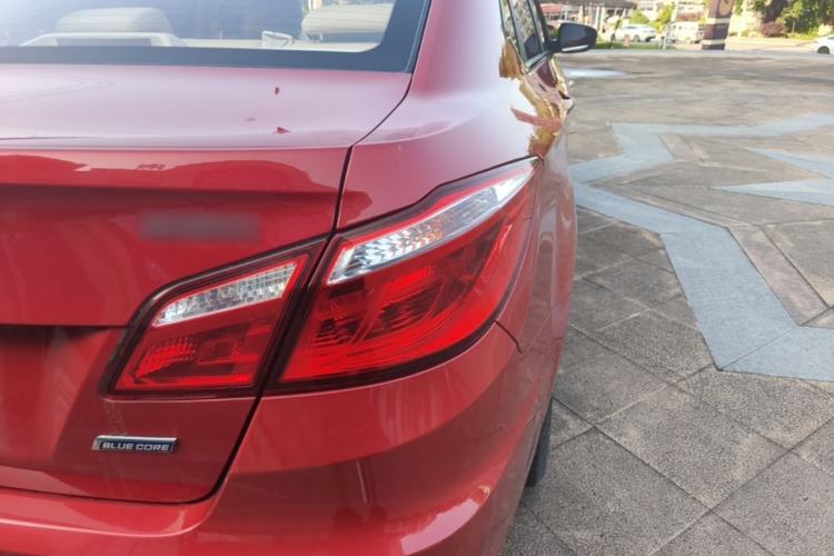 Used CHANGAN Eado 2016 1.6L Manual Fashion Edition Right Rear Taillight