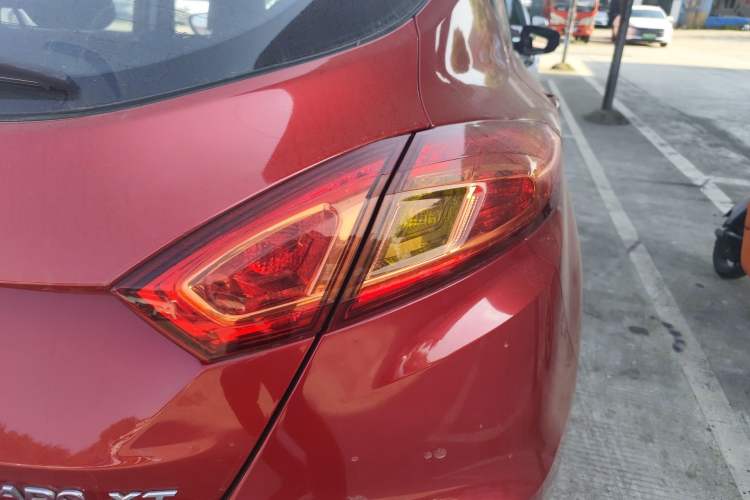 Used CHANGAN Eado 2016 1.6L Automatic Junku Model Right Rear Taillight