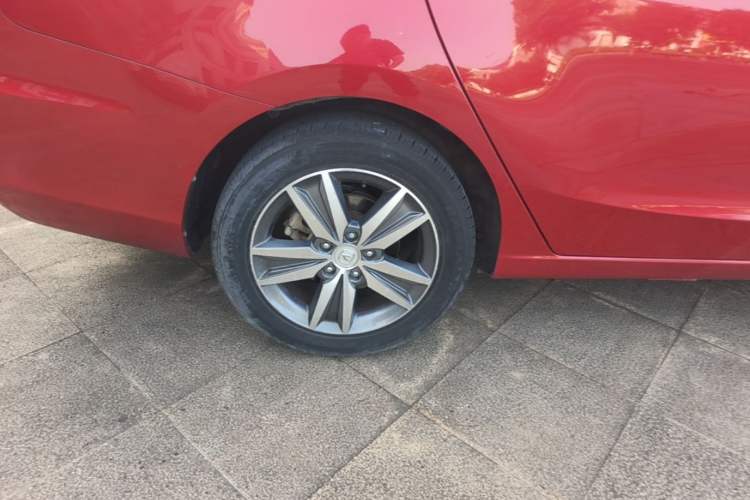 Used CHANGAN Eado 2016 1.6L Manual Fashion Edition Right Rear Wheel Hub