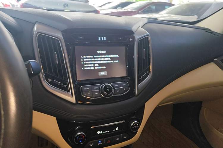 Used CHANGAN Eado 2016 1.6L Manual Fashion Edition Audio And AC Panel
