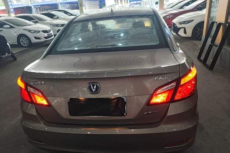 Used CHANGAN Eado 2016 1.6L Manual Fashion Edition Rear