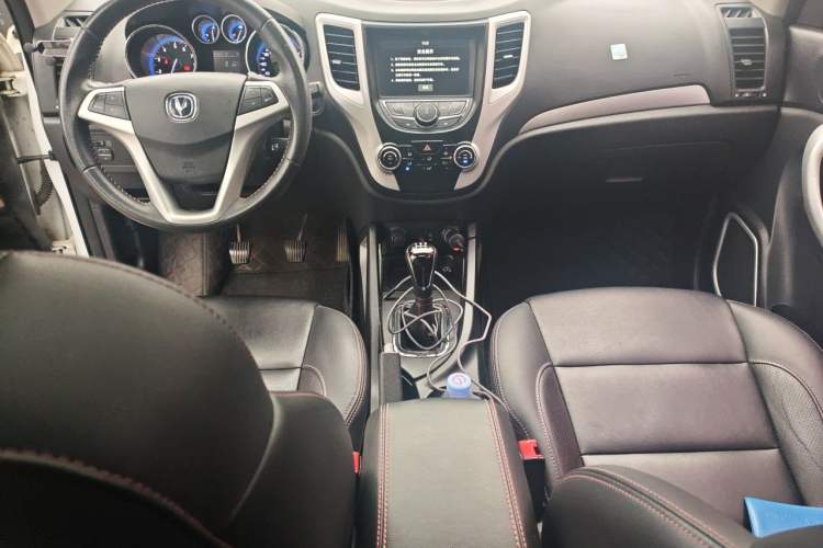Used CHANGAN Eado 2016 1.6L Manual CarHome Custom Edition China IV Standard Audio And AC Panel