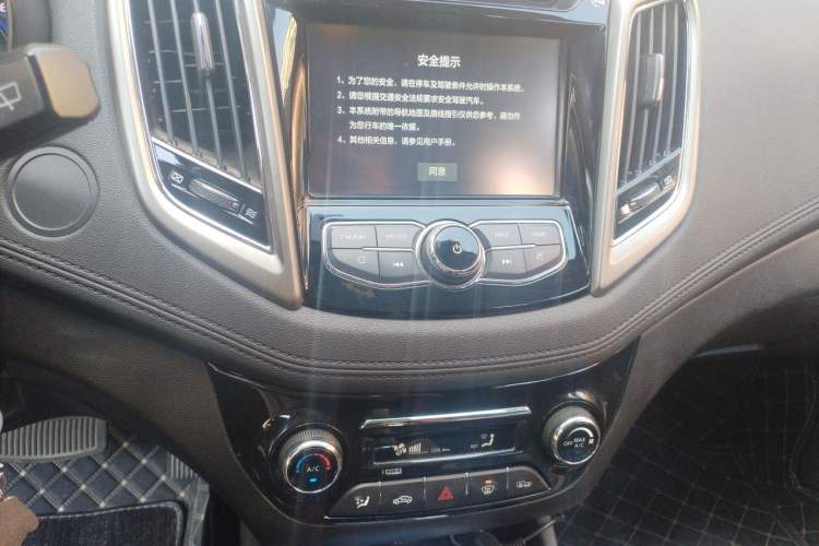 Used CHANGAN Eado 2016 1.6L Automatic Junku Model Audio And AC Panel