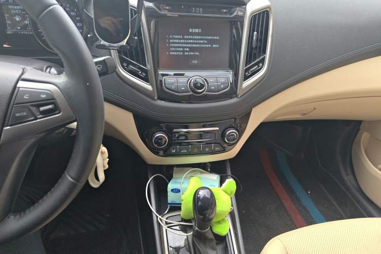 Used CHANGAN Eado 2016 1.6L Automatic Trend Model Audio And AC Panel