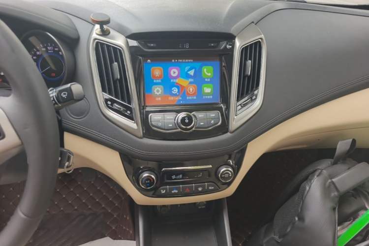 Used CHANGAN Eado 2016 1.6L Manual Fashion Edition Audio And AC Panel