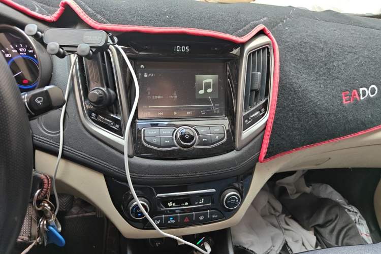 Used CHANGAN Eado 2016 1.6L Manual Fashion Edition Audio And AC Panel