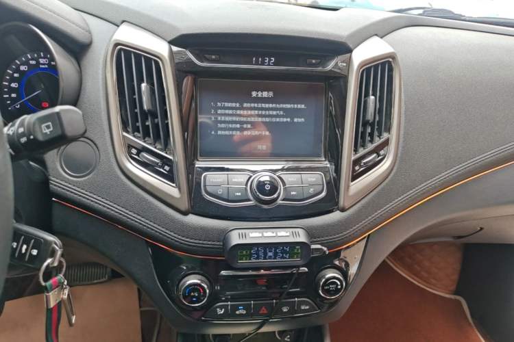 Used CHANGAN Eado 2016 1.6L Automatic Junku Model Audio And AC Panel