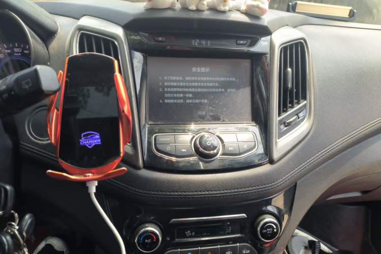 Used CHANGAN Eado 2016 1.6L Manual Junku Model Audio And AC Panel