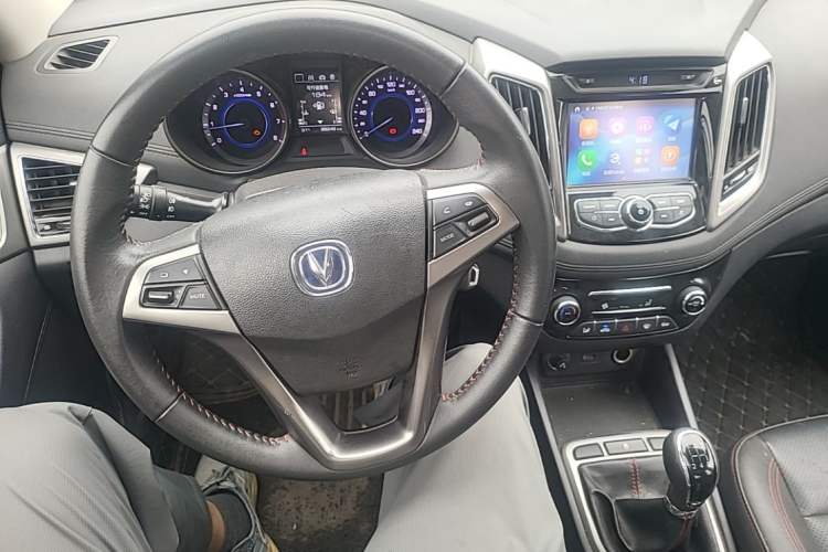 Used CHANGAN Eado 2016 1.6L Manual Fashion Edition Audio And AC Panel