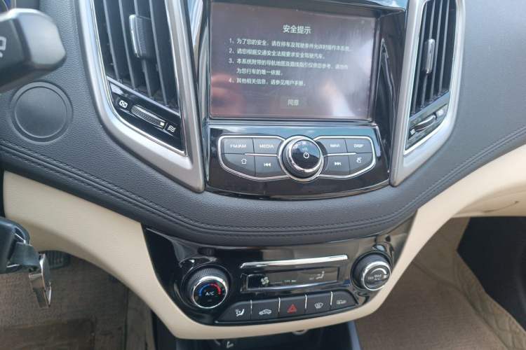 Used CHANGAN Eado 2016 1.6L Automatic Trend Model Audio And AC Panel