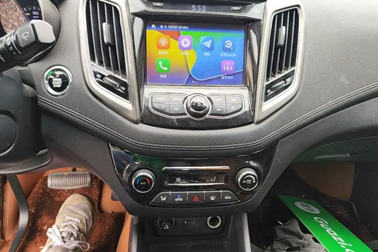 Used CHANGAN Eado 2016 1.6L GDI Automatic Jingling Model Audio And AC Panel