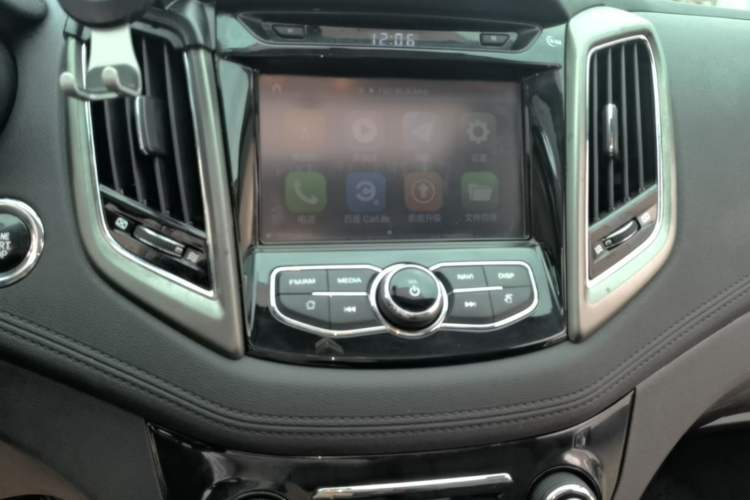 Used CHANGAN Eado 2016 1.6L GDI Manual JingShang Model Audio And AC Panel