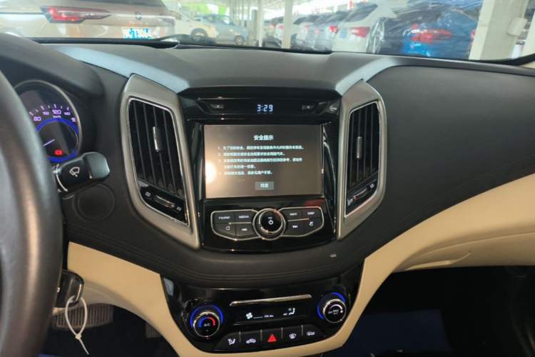 Used CHANGAN Eado 2016 1.6L Automatic Trend Model Audio And AC Panel