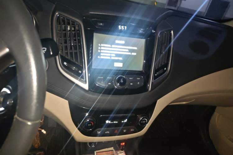 Used CHANGAN Eado 2016 1.6L Manual Fashion Edition Audio And AC Panel