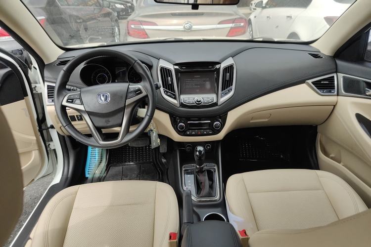 Used CHANGAN Eado 2016 1.6L Automatic Trend Model Center Console