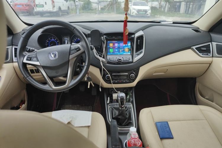 Used CHANGAN Eado 2016 1.6L Manual Fashion Edition Center Console