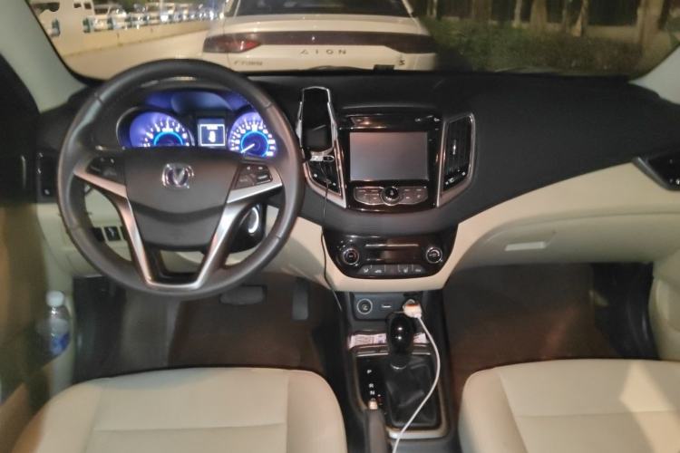 Used CHANGAN Eado 2016 1.6L Automatic Trend Model Center Console