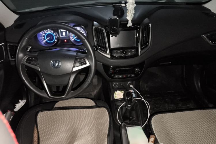 Used CHANGAN Eado 2016 1.6L GDI Manual JingShang Model Center Console