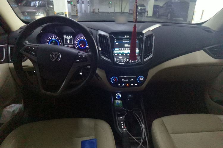 Used CHANGAN Eado 2016 1.6L Automatic Trend Model Center Console