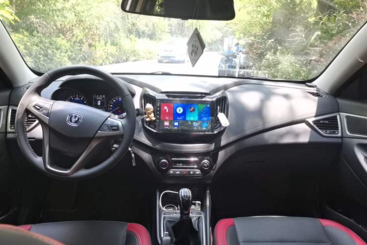 Used CHANGAN Eado 2016 1.6L Manual Junku Model Center Console