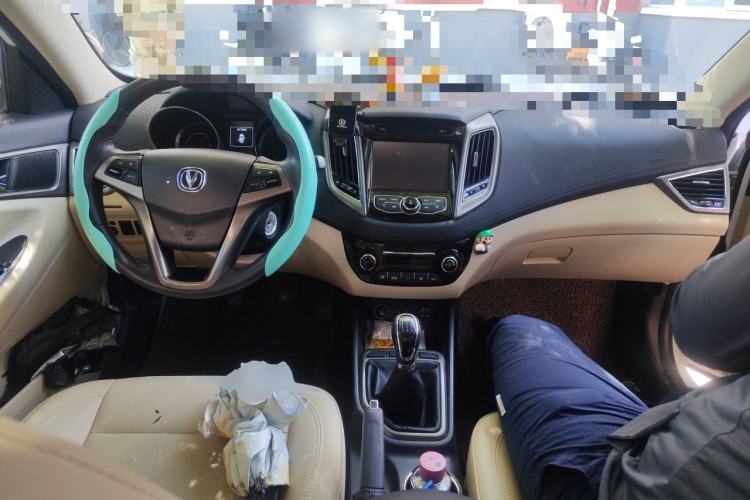 Used CHANGAN Eado 2016 1.6L Manual Fashion Edition Center Console