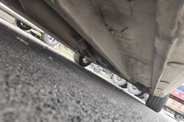 Used CHANGAN Eado 2016 1.6L Manual Fashion Edition Chassis Front Left