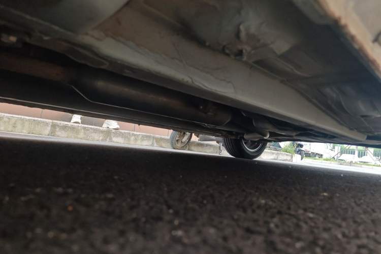 Used CHANGAN Eado 2016 1.6L Manual Fashion Edition Chassis Front Left