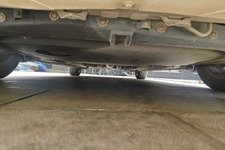 Used CHANGAN Eado 2016 1.6L Automatic Junku Model Chassis Front