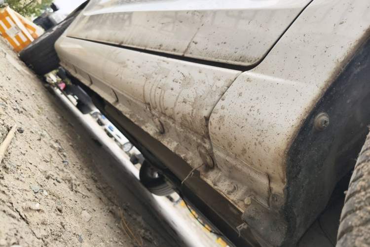 Used CHANGAN Eado 2016 1.6L Manual Fashion Edition Chassis Front Right