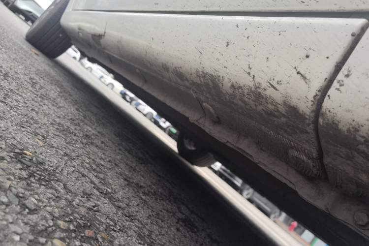 Used CHANGAN Eado 2016 1.6L Manual Fashion Edition Chassis Front Right