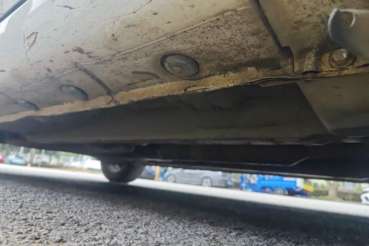 Used CHANGAN Eado 2016 1.6L Manual Junku Model Chassis Front Right