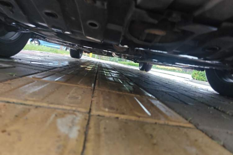 Used CHANGAN Eado 2016 1.6L Manual Fashion Edition Chassis Front