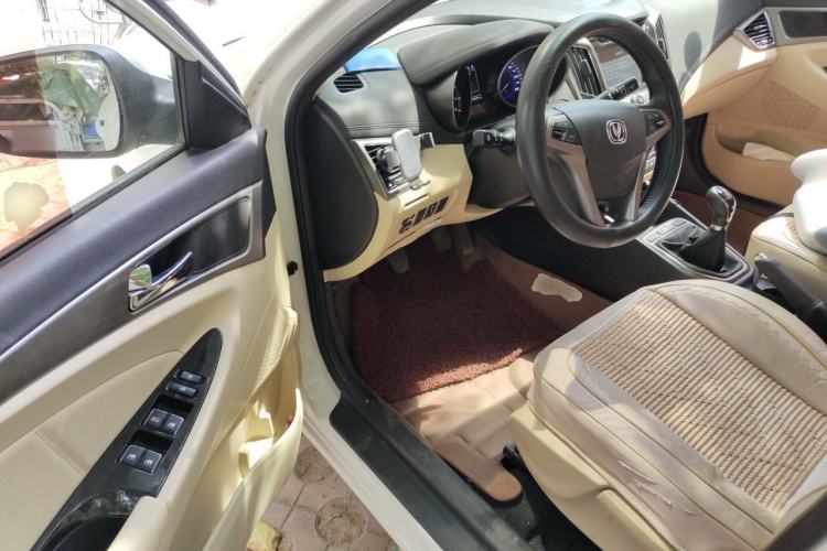 Used CHANGAN Eado 2016 1.6L Manual Fashion Edition Driver Seat