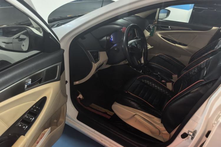 Used CHANGAN Eado 2016 1.6L Automatic Trend Model Driver Seat