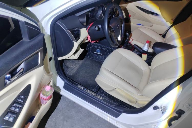 Used CHANGAN Eado 2016 1.6L Manual Fashion Edition Driver Seat